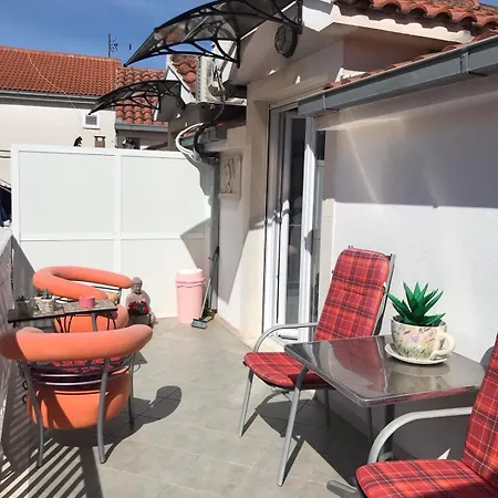 Marica Apartment *